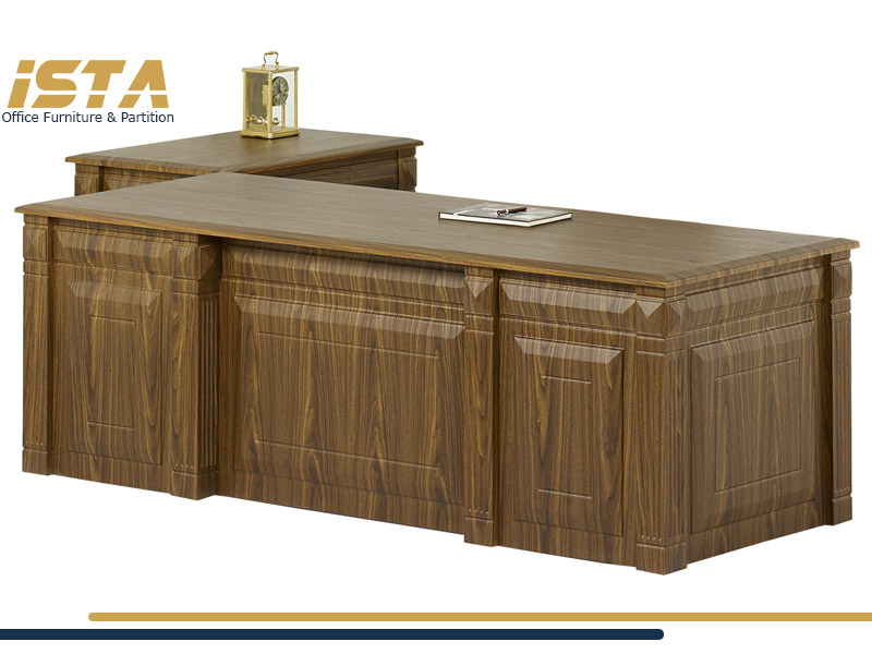 میز مدیریت کلاسیک